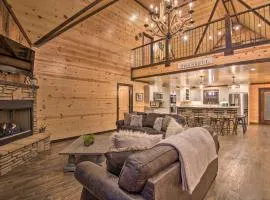 Large Upscale Cabin Hot Tub, Fire Pit, Pool Table
