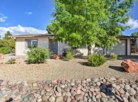 S Cottonwood Home with Yard, 3 Mi to Main St