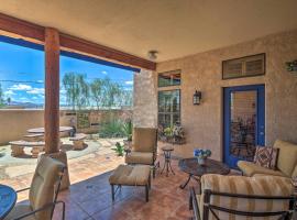 Duplex with Yard and Grill Less Than 2 Miles to Lake Havasu!, מלון בלייק הבאסו סיטי