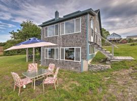 Waterfront Cottage - 17 Mi to Acadia Ntnl Pk!: Marlboro şehrinde bir tatil evi