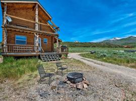 모아브 라 살 마운틴 루프 근처 호텔 Cabin with Fire Pit, Views and BBQ 18 Mi to Moab!