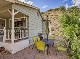 Bisbee Home with Private Parking and EV Charger!, pet-friendly hotel in Bisbee