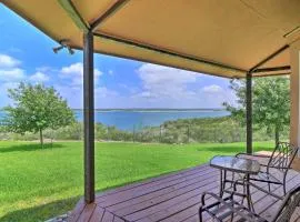 Del Rio Home with Lake Access and Boat Storage!