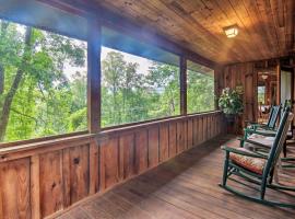 Bryson City Cabin with Mtn View about 4 Mi to Rafting, vacation rental in Bryson City