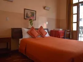 Hotel Huasi Continental