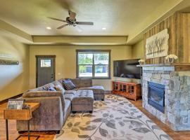 Newly Built Kalispell Home - 28 Mi to Glacier NP!, villa in Kalispell