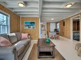 Beachfront Family Apt. in Hawk's Nest Beach!