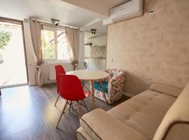 Stanford Guesthouse, guest house in Bucharest
