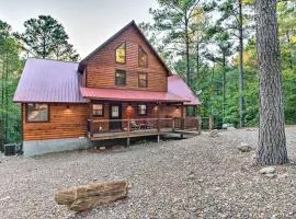 Lux Cabin with Hot Tub, 6 Mi to Broken Bow Lake