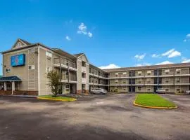 Motel 6-Jacksonville, FL - South
