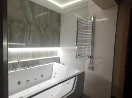 Lux A28