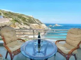 Eleni Sea View Luxury Apartment in Mades