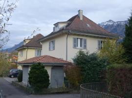 ARNOLDS Bed & Breakfast, hotel em Interlaken