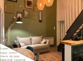 Les Apparts de Charly Duplex cosy au marché hyper centre La Rochelle tout à pied, hotel in La Rochelle
