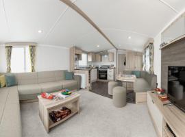 Roselands caravan park, Nr Lands End, Cornwall, Hotel in St Just