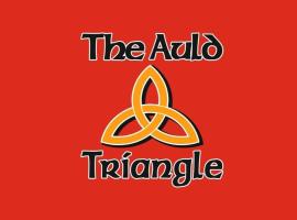 The Auld Triangle, hotel in Loughrea