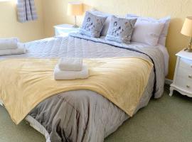 Cider Cottage - 3 Bedroom - Onsite Parking, hótel með bílastæði í Sidmouth