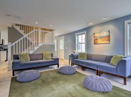 Charming Provincetown Condo - Walk to Beach and More, apartment in Provincetown