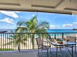 Stunning Makaha Condo with Pool Access and Ocean View!，Waianae的公寓