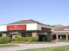 Ramada by Wyndham Raleigh, hotel in Raleigh