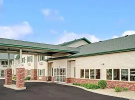 Super 8 by Wyndham Rogers Minnesota