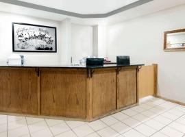 Super 8 by Wyndham Miles City, hotel in Miles City