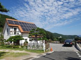 Namhae Neuhaus, ваканционно жилище на плажа в Намхе