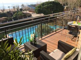 The Hollidays Apartment، فندق في كليلة