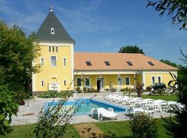 Club Thermál Kastély, hotel v destinaci Poroszló