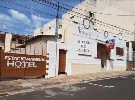 Hotel Nove De Julho, hotel perto de Aeroporto de Marília - MII, 