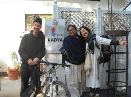 Nadya Homestay For Female & family，齋浦爾Rajasthan University of Health Sciences附近的飯店