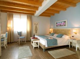 Borgo Romantico Relais, hotel a Cavaion Veronese