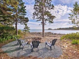 Oceanfront Prospect Harbor House with Deck, View, Hotel in Prospect Harbor