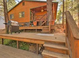 Rustic Cabin with Deck about 4 Mi to Old Town Flagstaff!
