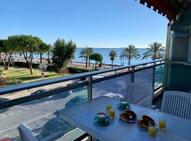 Studio F1 vue mer a 30m des plages