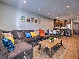 Solitude Mountain Slopeside Ski Condo with Hot Tub!, hotel a Brighton
