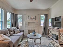 Spacious Winter Garden Home with BBQ, Walk to Dwtn!, hotel near Windermere Country Club, Orlando