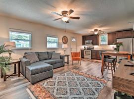 Winter Garden Bungalow with Gas Grill, Walk to Dtwn!, hotel near Winter Garden Village, Orlando