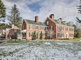 Spacious Estate with Courtyard 2 Miles to Downtown!