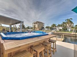 Canalfront Home with Dock and Access to Gulf of Mexico, hotel in Hudson