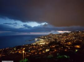 Murteiras Apartment, hotel con campo de golf en Funchal