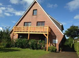 Wohnung-Felsenauster-im-Haus-Muschelgarten, hotel with parking in Alkersum