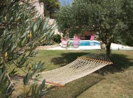 L'éolyre, hotel v destinaci La Motte-dʼAigues