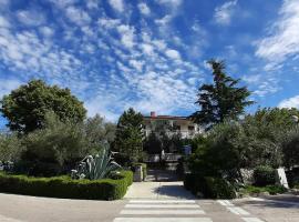 Apartment Krajacic, hotel em Krk