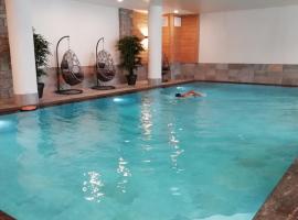 Viesnīca Appartement Soleil Blanc Résidence Lodge des neiges pilsētā Tiņa