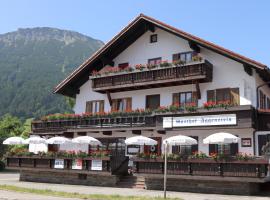 Gasthof Aggenstein, hotell i Pfronten