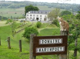 Maison d'hôtes Marimpoey, hotel amb aparcament a Monein