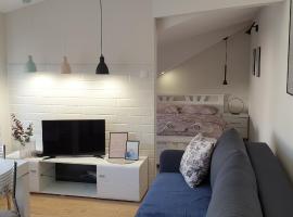 Lovely Private Flats FREE parking, levný hotel v destinaci Novi Sad