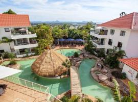 Haven on Noosa Hill - sunset views, pools, spa โรงแรมในนูซาเฮดส์