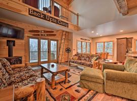 Rustic 3-Story Pittsburg Cabin with Lake and Mtn Views, hotel in Pittsburg
